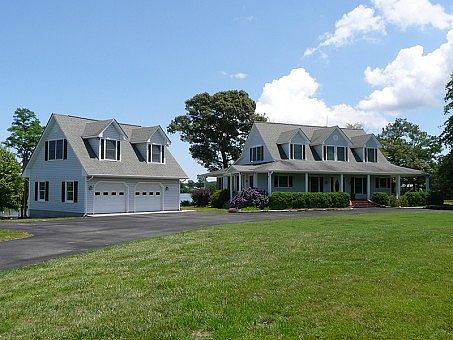 1st image of 210 Spinnaker Ln