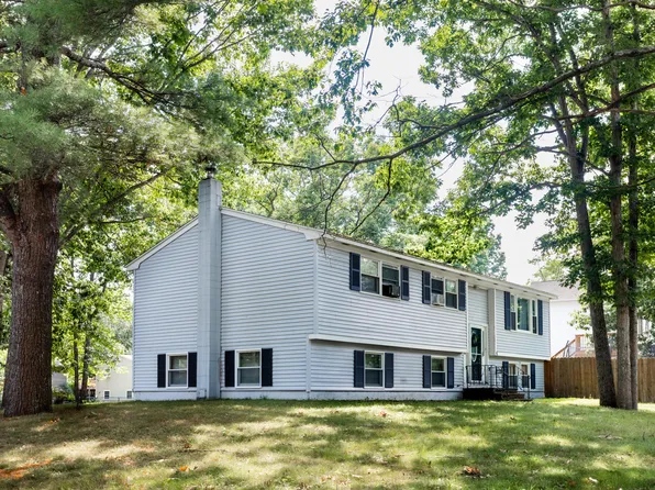 16 Malden Avenue, Sanford, ME 04073