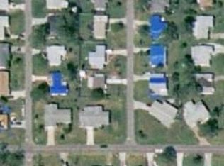 412 Poplar Ave, Port Saint Lucie, FL 34952