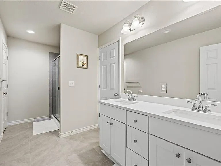 5308 Golden Canary Ln — Photo 16