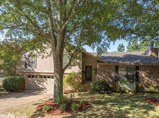 33 Overlook Dr, Little Rock, AR 72207