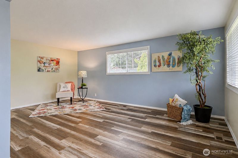 4th image of 5410 N 40th Street
