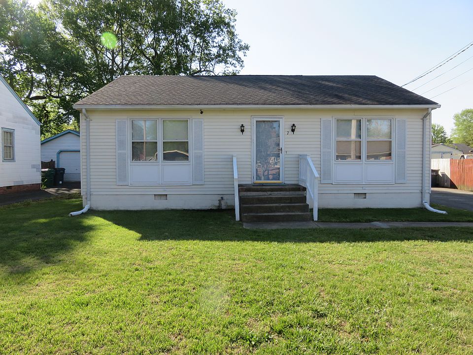 1st image of 7 S Daisy Ave
