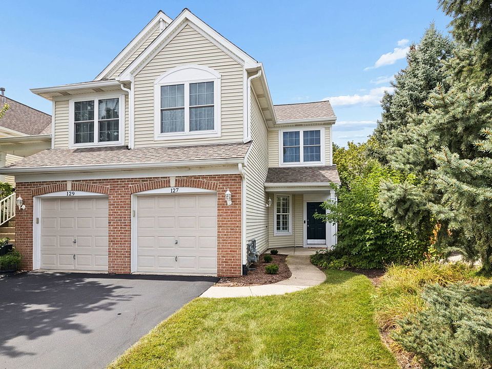1st image of 127 Hidden Pond Cir