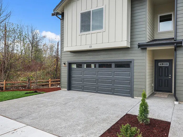Spruce Prairie Homes — Photo 6