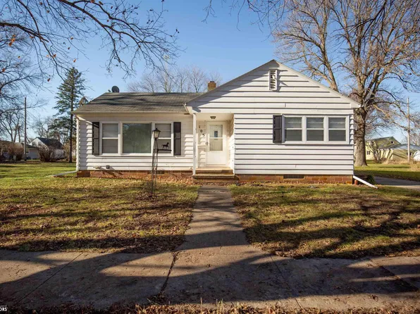 105 6th St S, Swea City, IA 50590