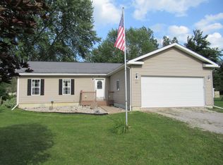 1343 Houston Dr, Swartz Creek, MI 48473