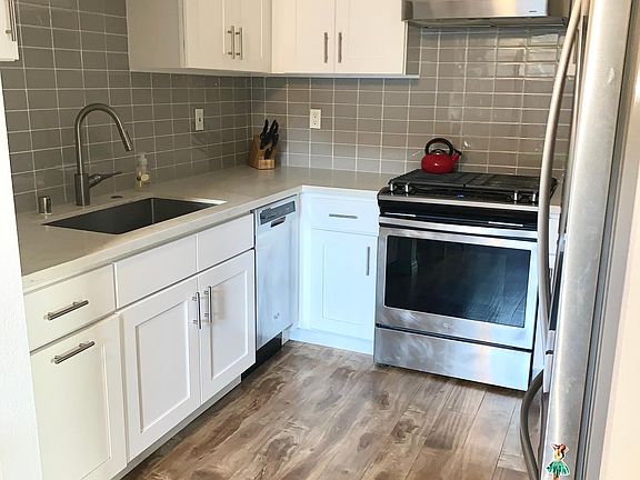 4th image of 360 Avocado St #B3