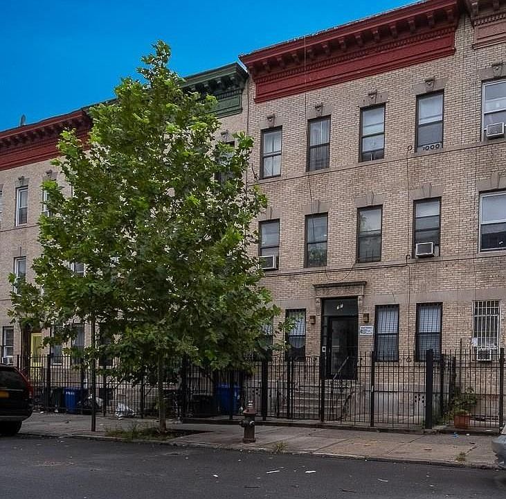 1st image of 725 Mac Donough St #B3b