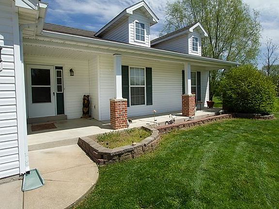 5th image of 121 Fawn Ridge Dr