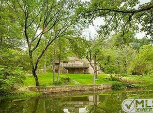 1711 Spring Lake Dr, Arlington, TX 76012