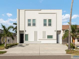 110 E Ling St, South Padre Island, TX 78597