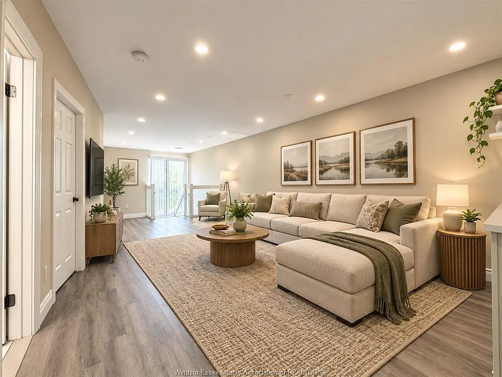 3 bed, $2,495 — Photo 3