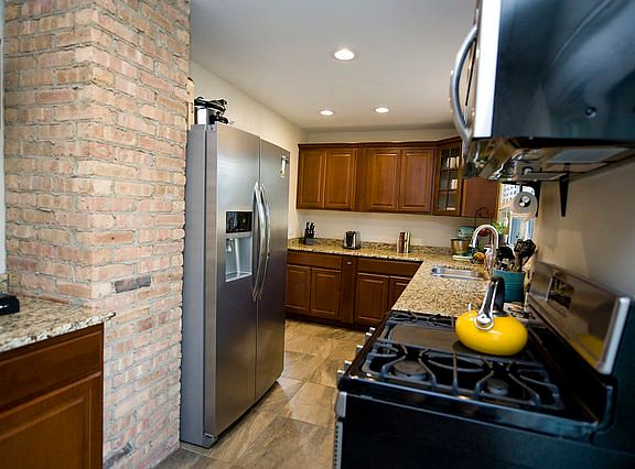 5th image of 327 N Cornell Ave
