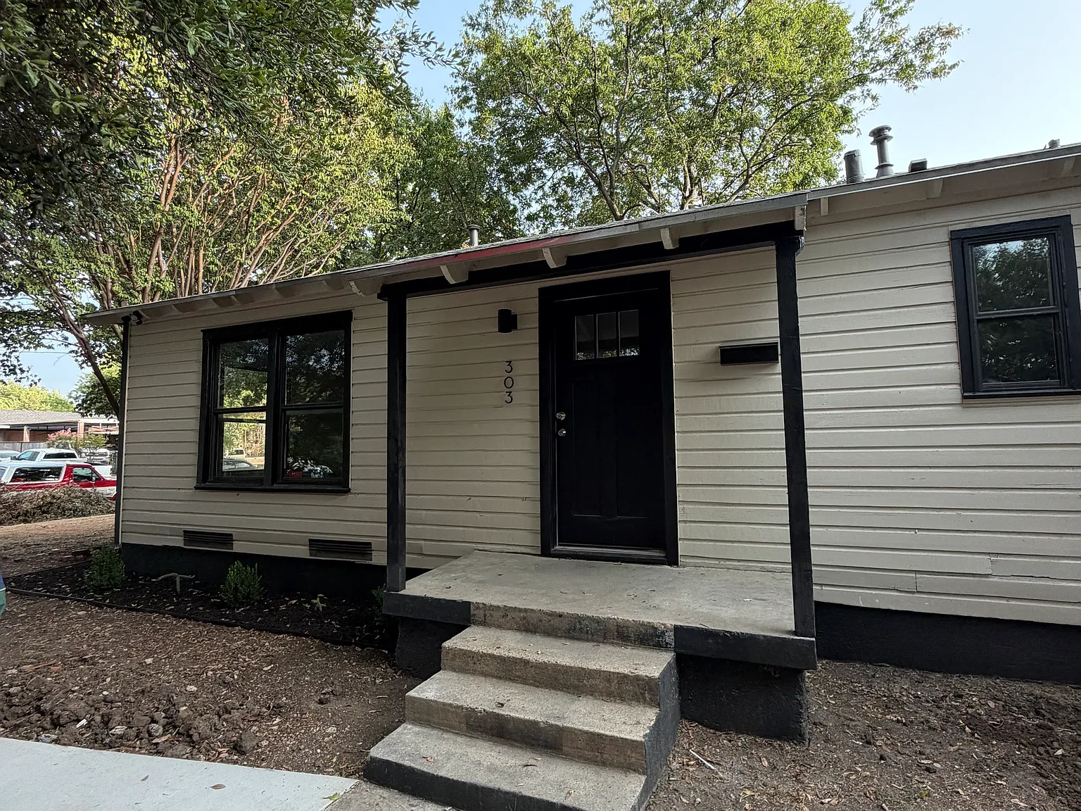 2 bed, 1704 sqft, $1,800 — Photo 2