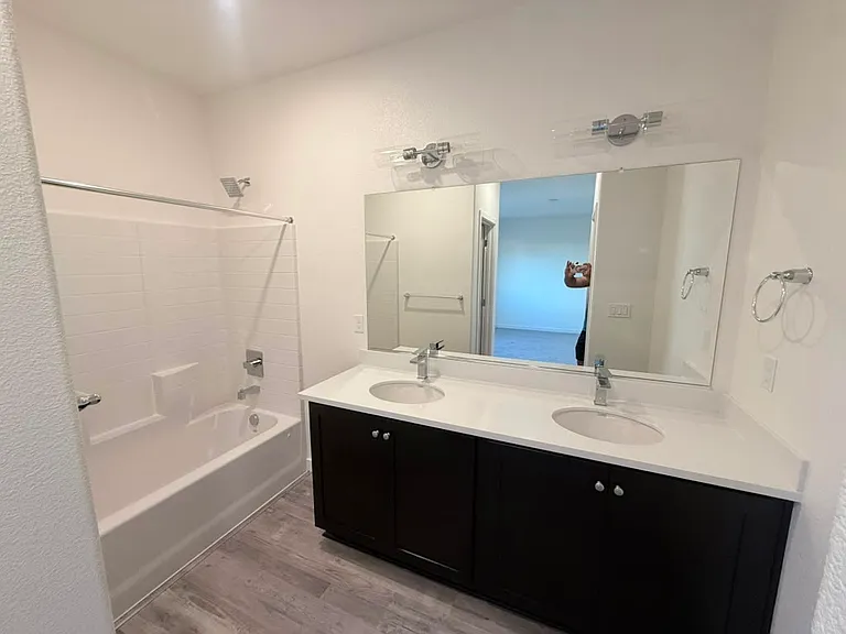 418 Meyers Ln — Photo 3
