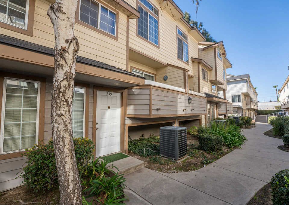 1st image of 11150 Glenoaks Blvd Unit 259