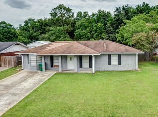 2611 Samuel St, Gulfport, MS 39503