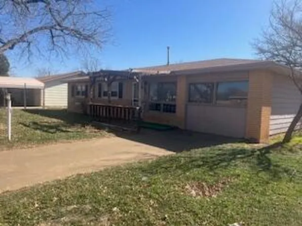 602 E Ripley St, Brownfield, TX 79316