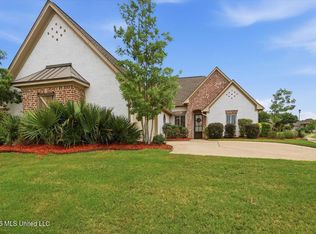 500 Treasure Cv, Flowood, MS 39232