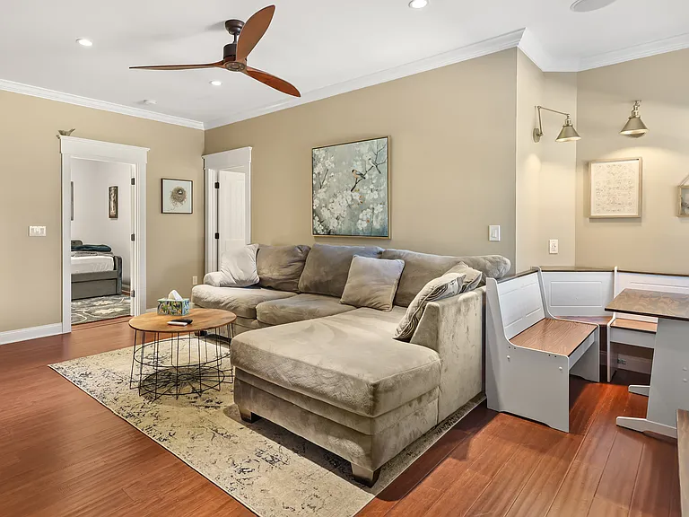 1233 Wilmington Island Rd #C — Photo 1
