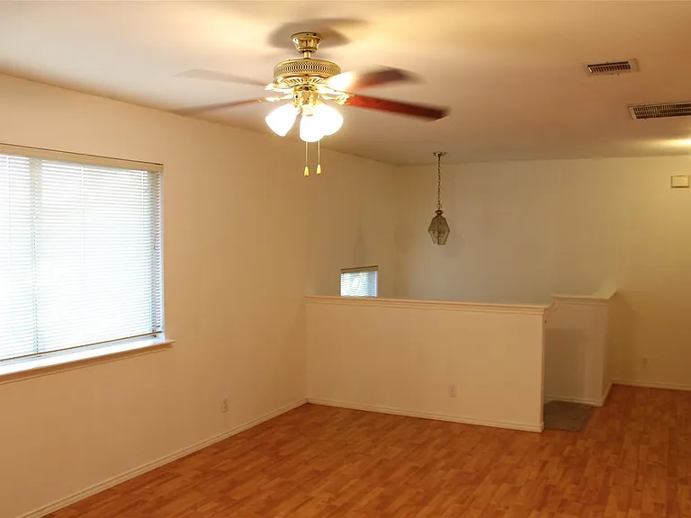 810 Minturn Ln — Photo 30