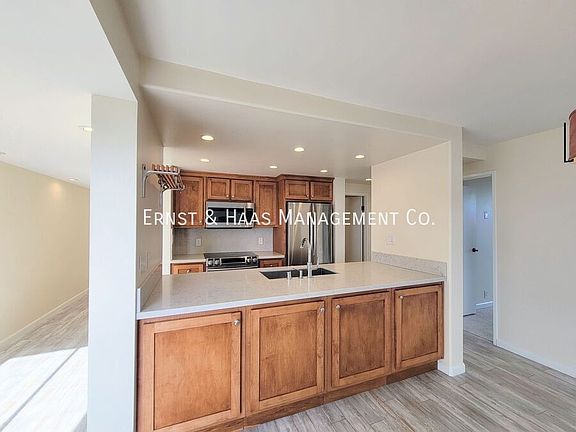 4th image of 2601 E Ocean Blvd Unit 507