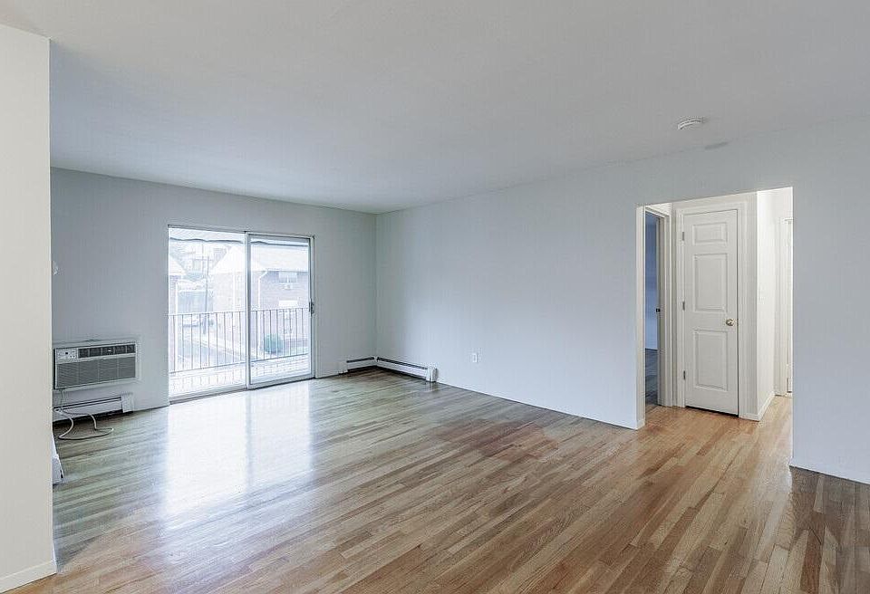 Living Room & Terrace