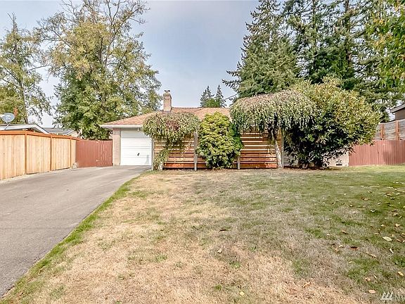 2nd image of 5303 190th St SW