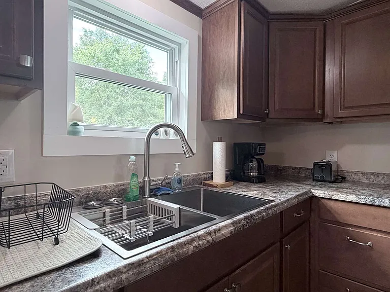 129 Redwood Ln — Photo 10