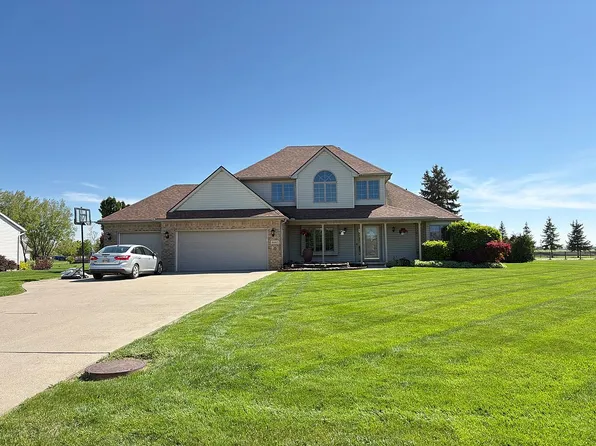 4007 Windsor Ct, Genoa, OH 43430