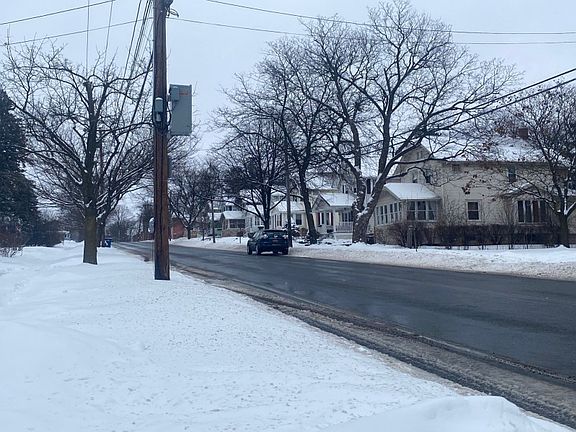 4th image of 56 Buffalo St