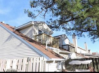 2 Riverchase Dr, Hampton, VA 23669