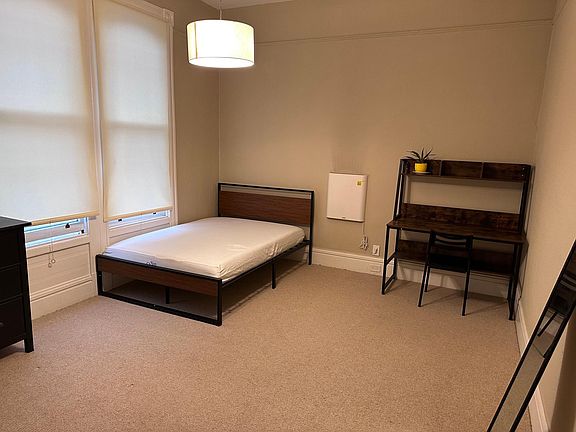 5th image of 132 Blake St #1