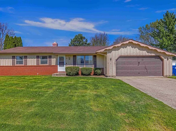 621 E Holly Rd, Beloit, WI 53511