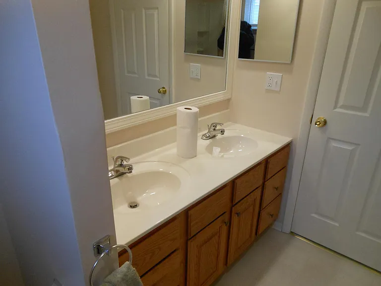 8551 Glendale Dr — Photo 3