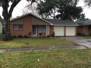 2506 Raspberry Ln, Pasadena, TX 77502