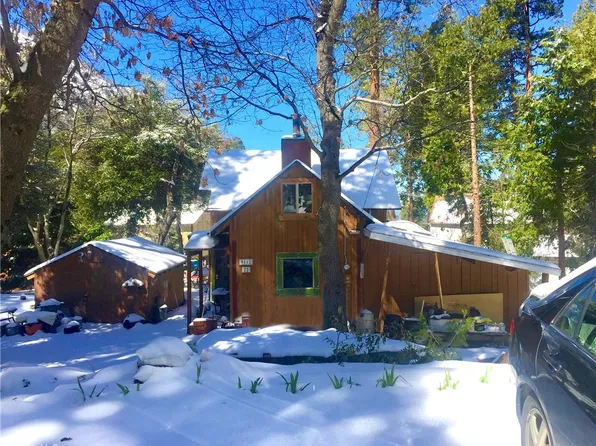 9112 Torrey Pines Rd, Forest Falls, CA 92339