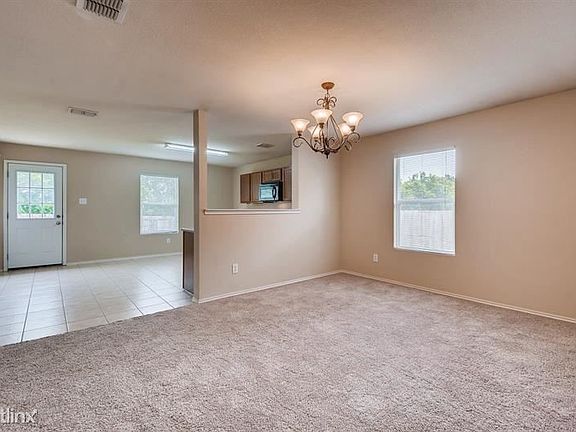 4th image of 8415 River Bluffs Dr
