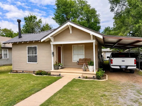 320 S Bailey St, Hobart, OK 73651