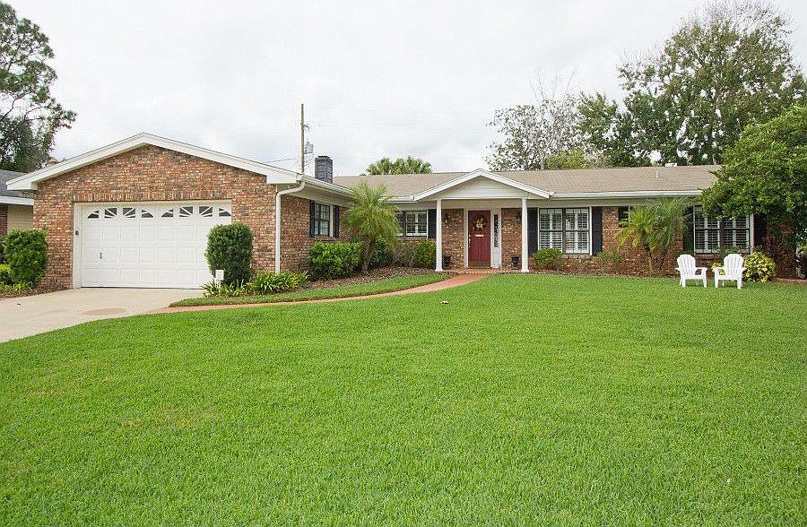 1st image of 2033 Siesta Ln