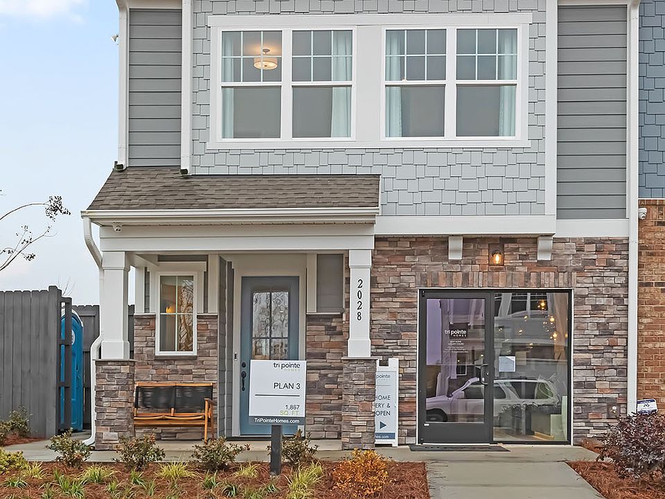 Pergola At Farmington Plan 3 Exterior Style B