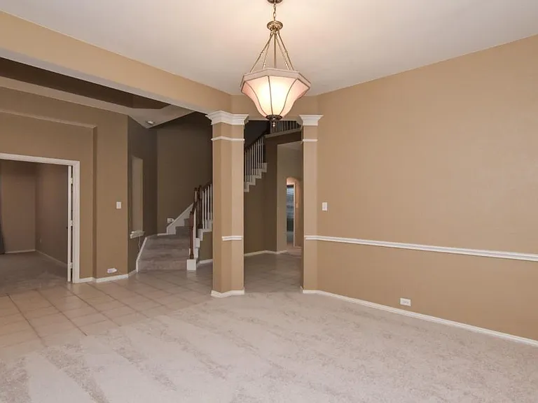 2471 Loch Haven Ct — Photo 10