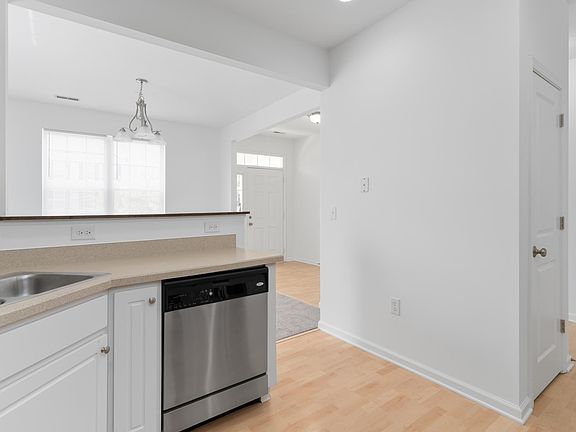 5th image of 5170 Horseshoe Falls Dr