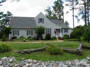 648 Middle Gate, Irvington, VA 22480