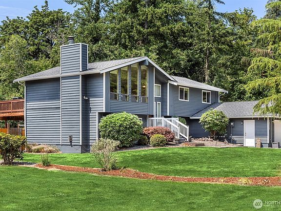 3rd image of 30217 176th Avenue SE