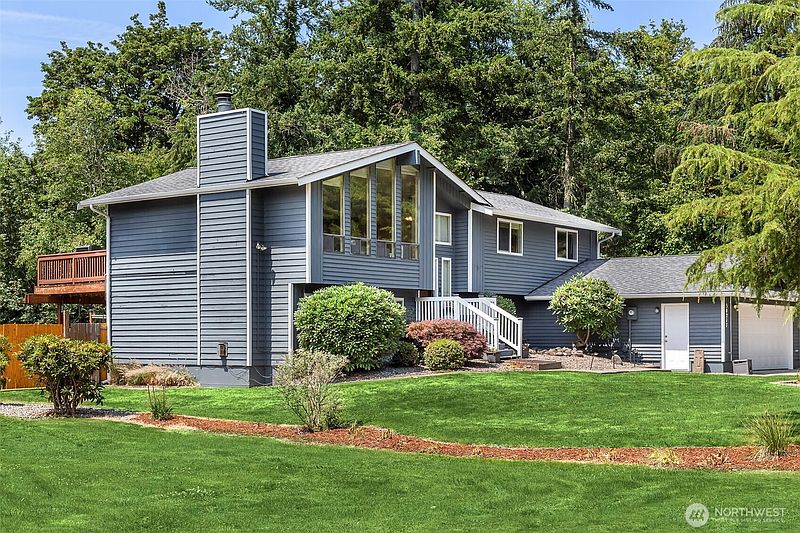 3rd image of 30217 176th Avenue SE