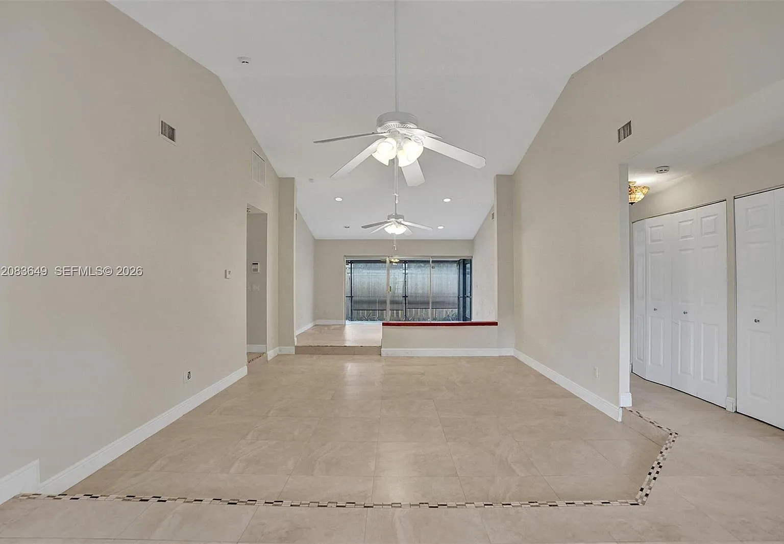 Nova Hills North Condo — Photo 2