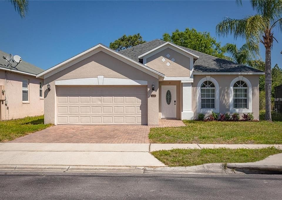 1st image of 10039 Shadow Creek Dr