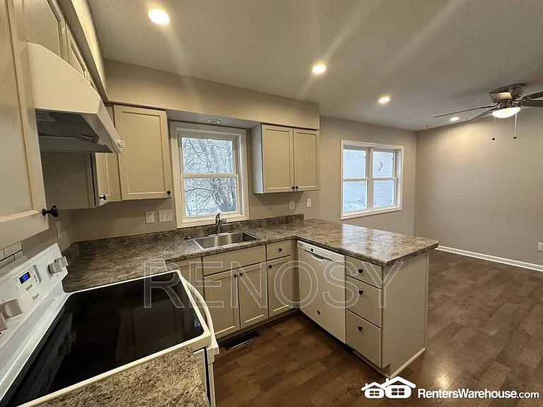4926 Madison Ave — Photo 25